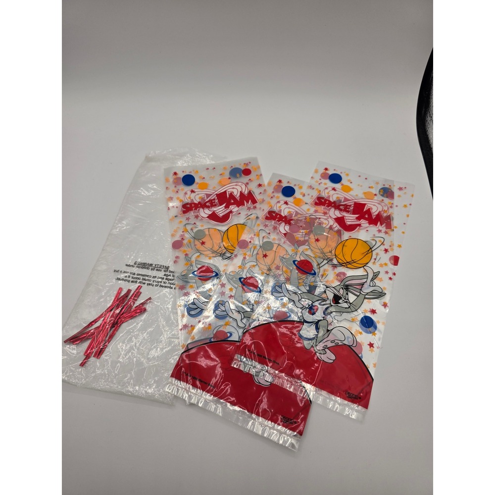 Vintage 1996 Space Jam Bugs Bunny Party Favor Treat Bags Set of 8 with Ties
